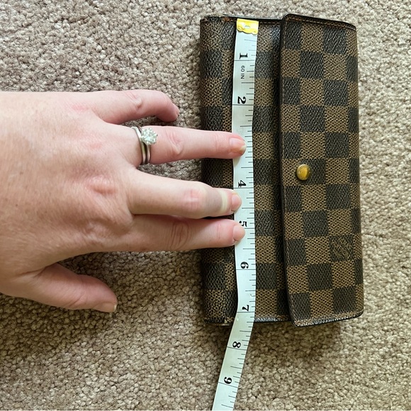 Louis Vuitton Damier Long Wallet, authentic, EUC - Picture 13 of 14